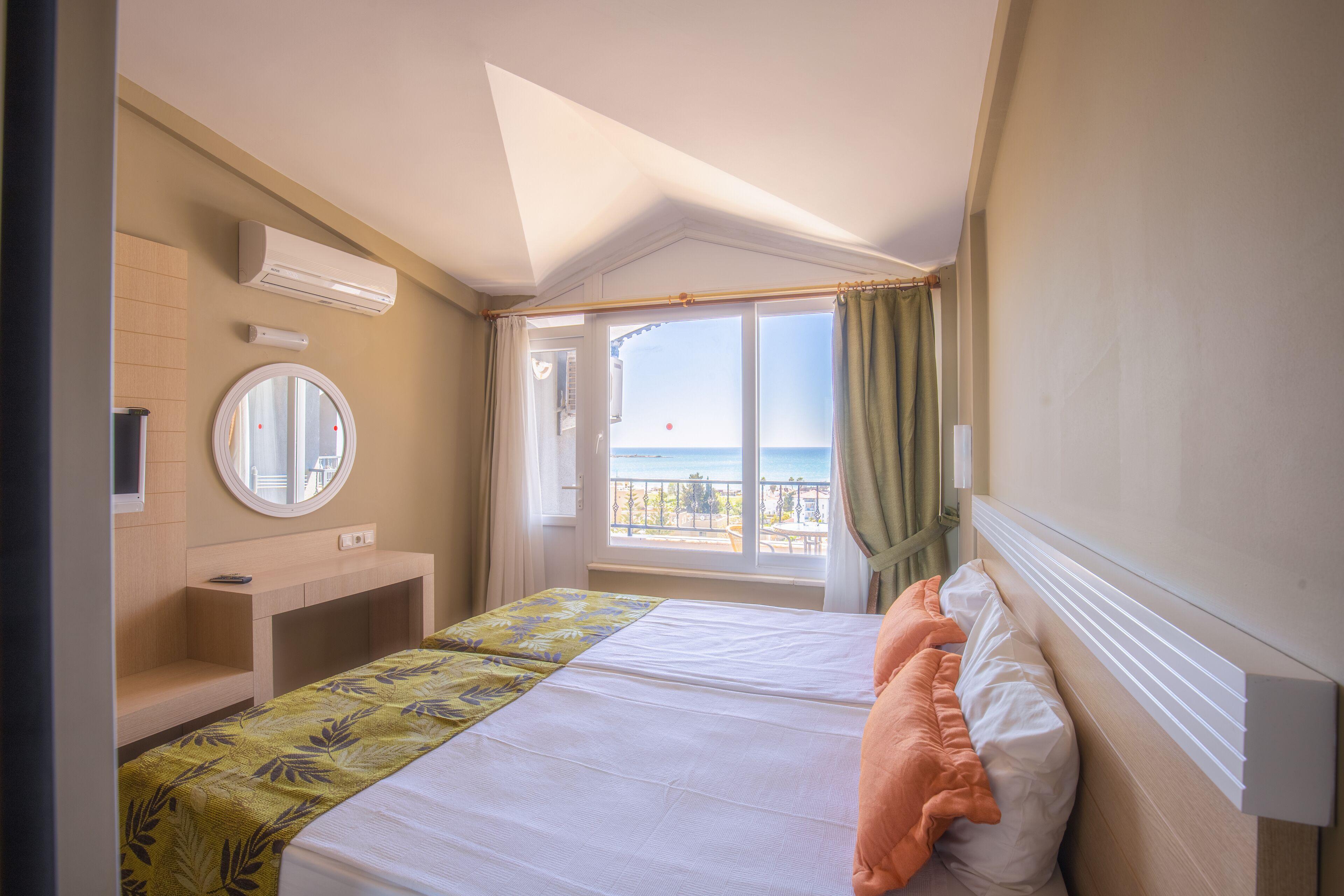 Double Room Balcony Sea View,1465895054:JPEG