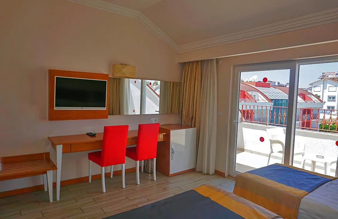 Side Legend Hotel-1