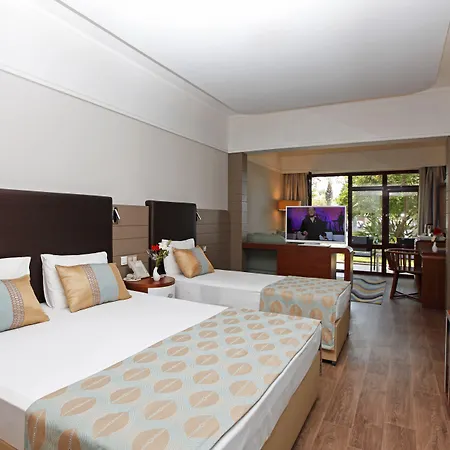Hotel Grand Side-3